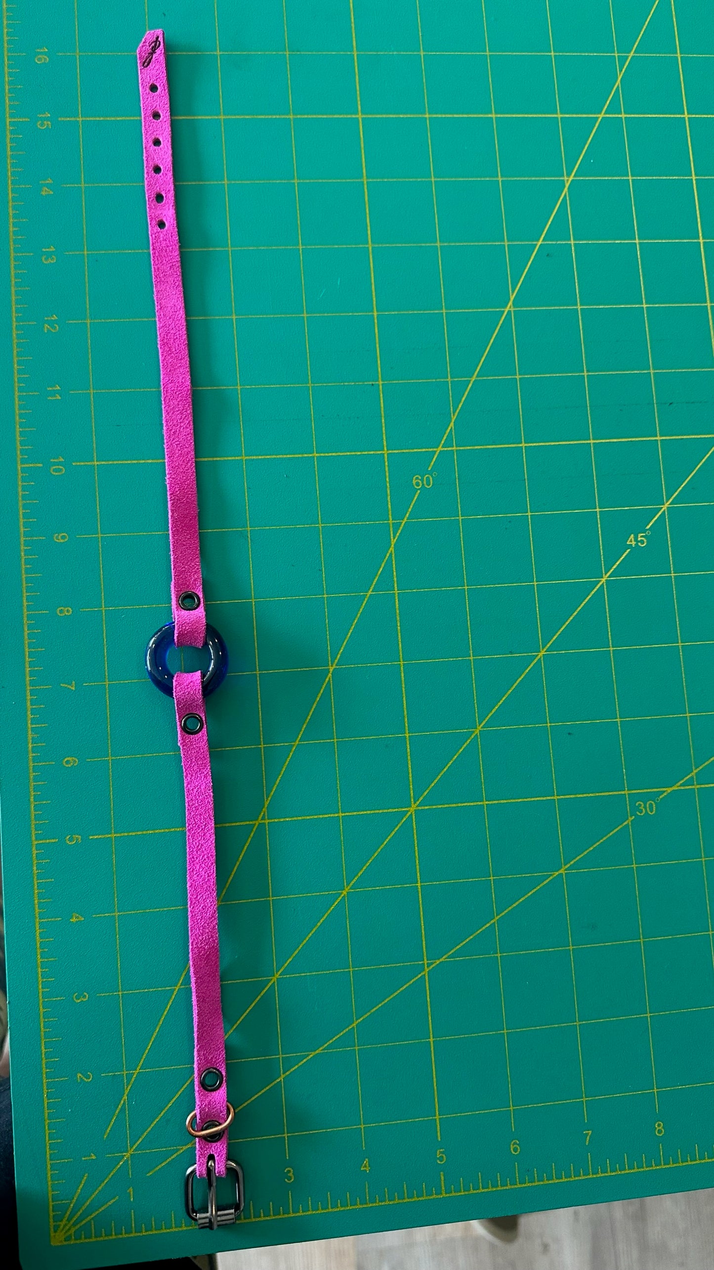 Glass Collar: 004