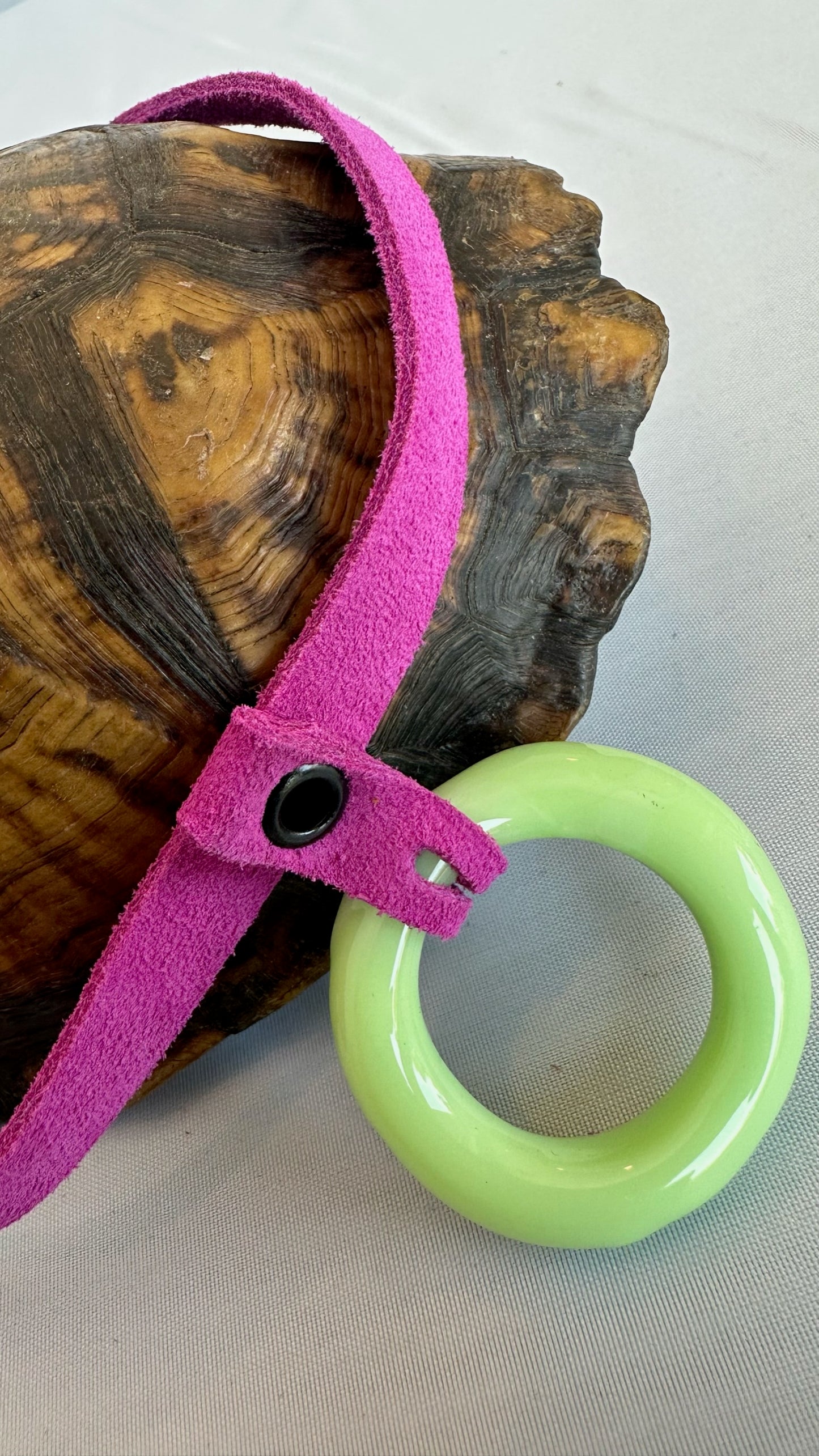 Glass Collar: 016